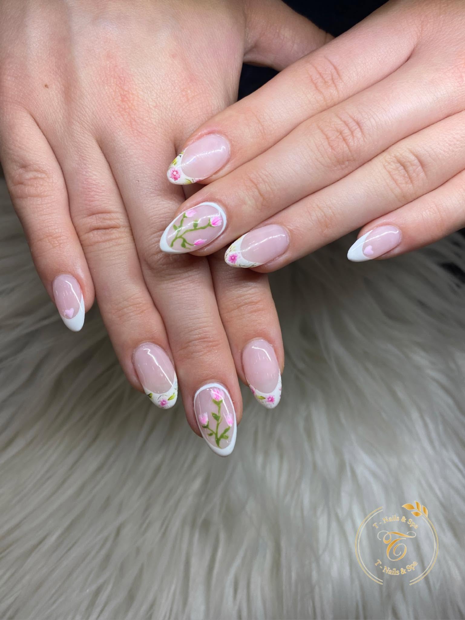T Nails and Spa